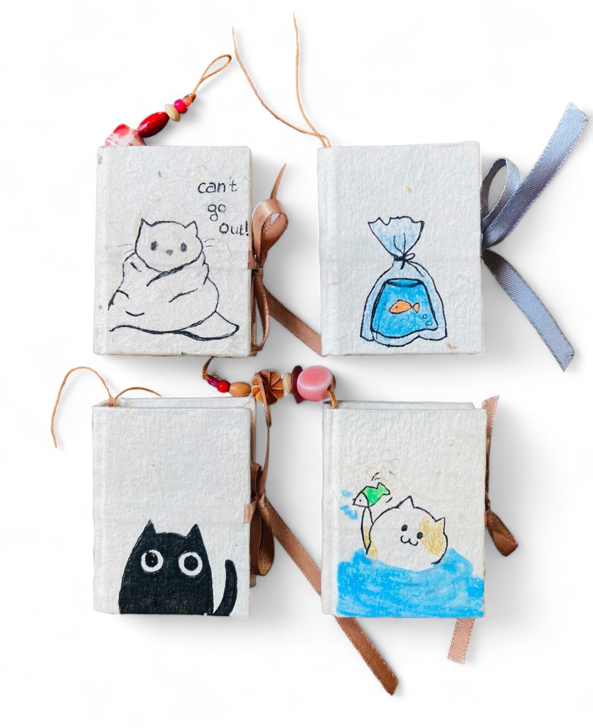 Sổ đóng gáy - Mini book keychain